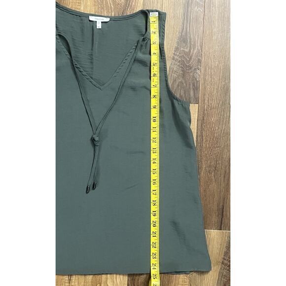 Maurices‎ Women Medium Olive Green Tank Top V- Neck W/tie Sleeveless EUC - Picture 4 of 10